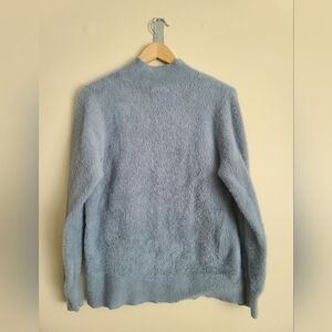 Baily /44 blue fuzzy sweater. Size m 2tfyui
